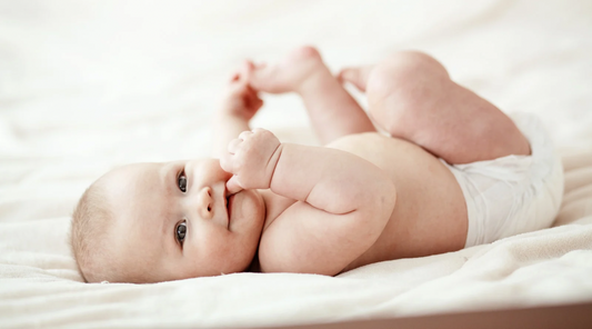 L’évolution des compétences de bébé entre 0 et 3 ans : tout ce qu’il faut savoir