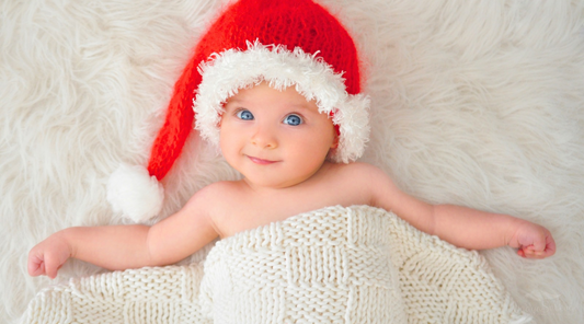 Cadeaux de Noël pour bébé : 13 idées utiles, pédagogiques et vraiment adaptées (0-36 mois)